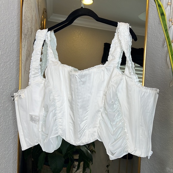 HOUSE OF CB 'Catalina' White Broderie Anglais Corset NWOT - Picture 11 of 13